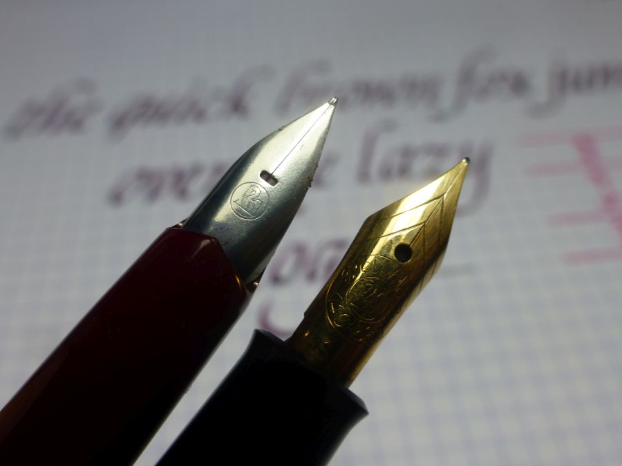 Pelikan P470 und Pelikan 140St Federn