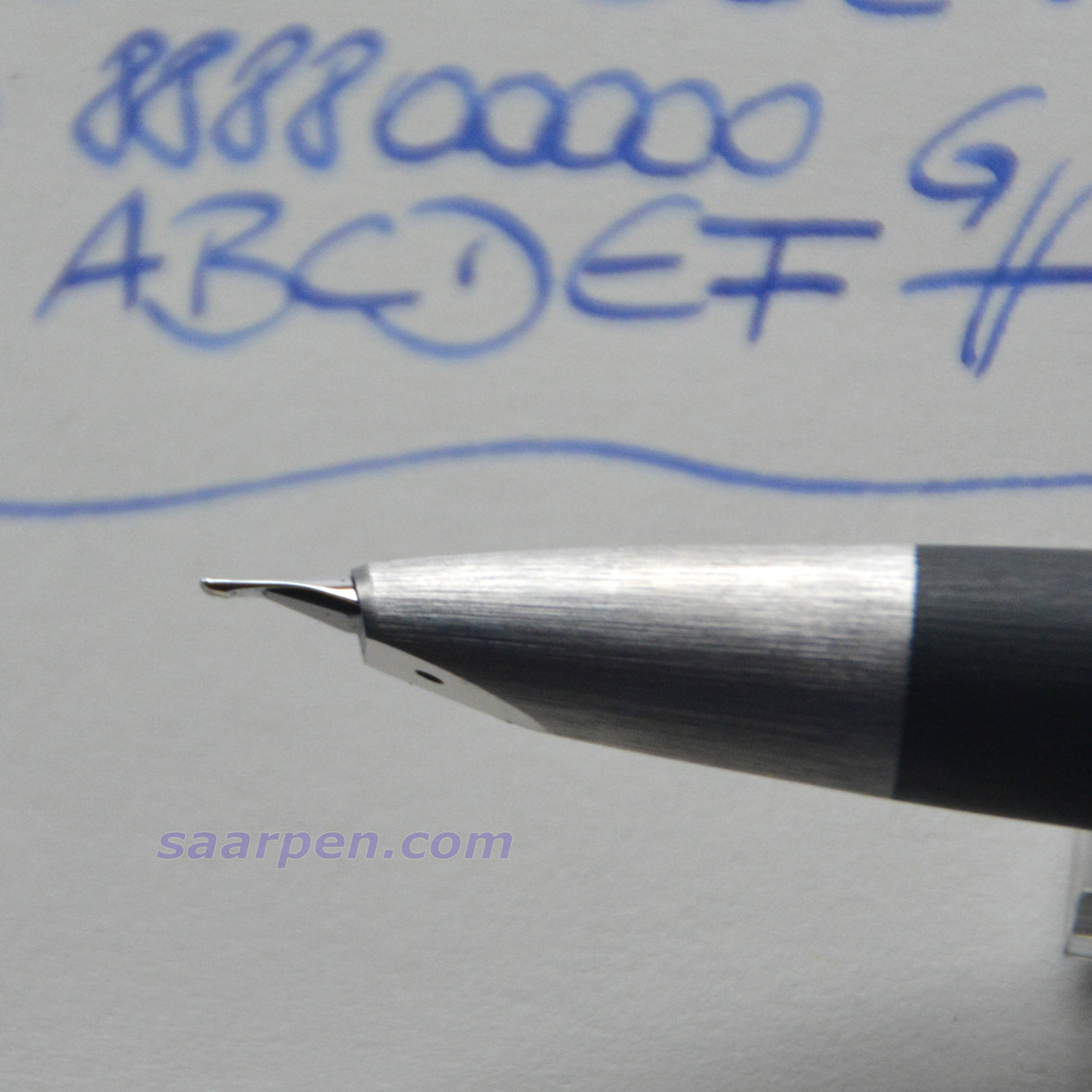 Lamy2000Maximilian3.jpg