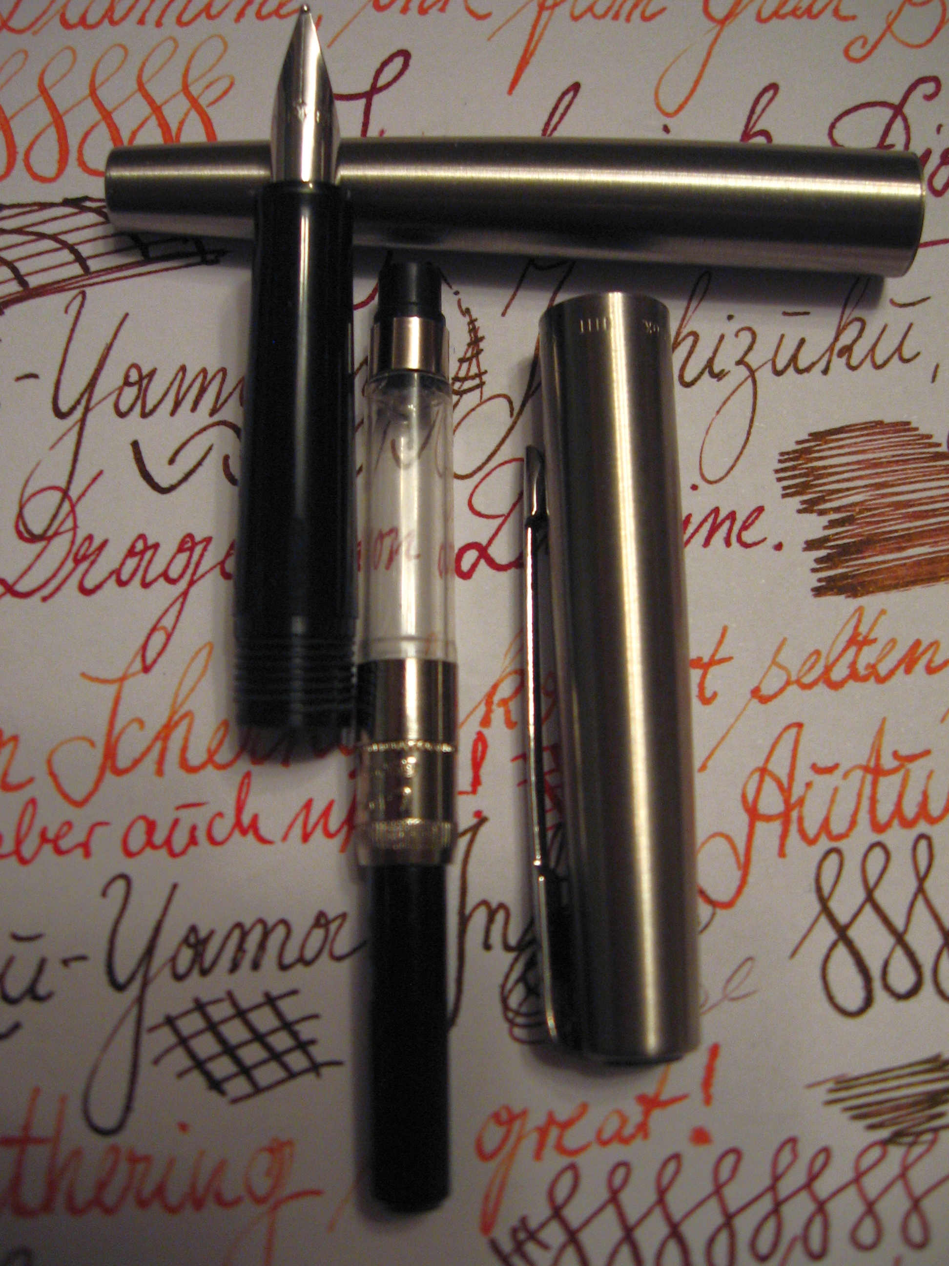 ein Parker Jotter Flighter mit einem LAMY 26 Konverter.