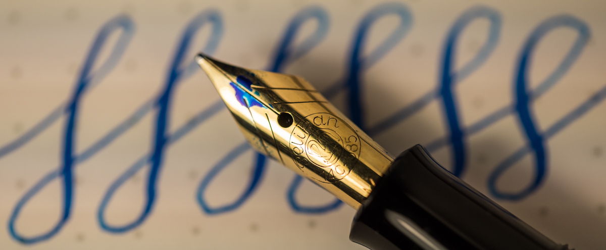 Vintage Pelikan Nib.jpg
