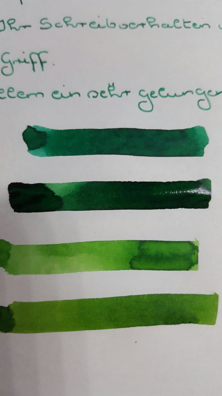 Robert Oster Signature Emerald 02.jpg