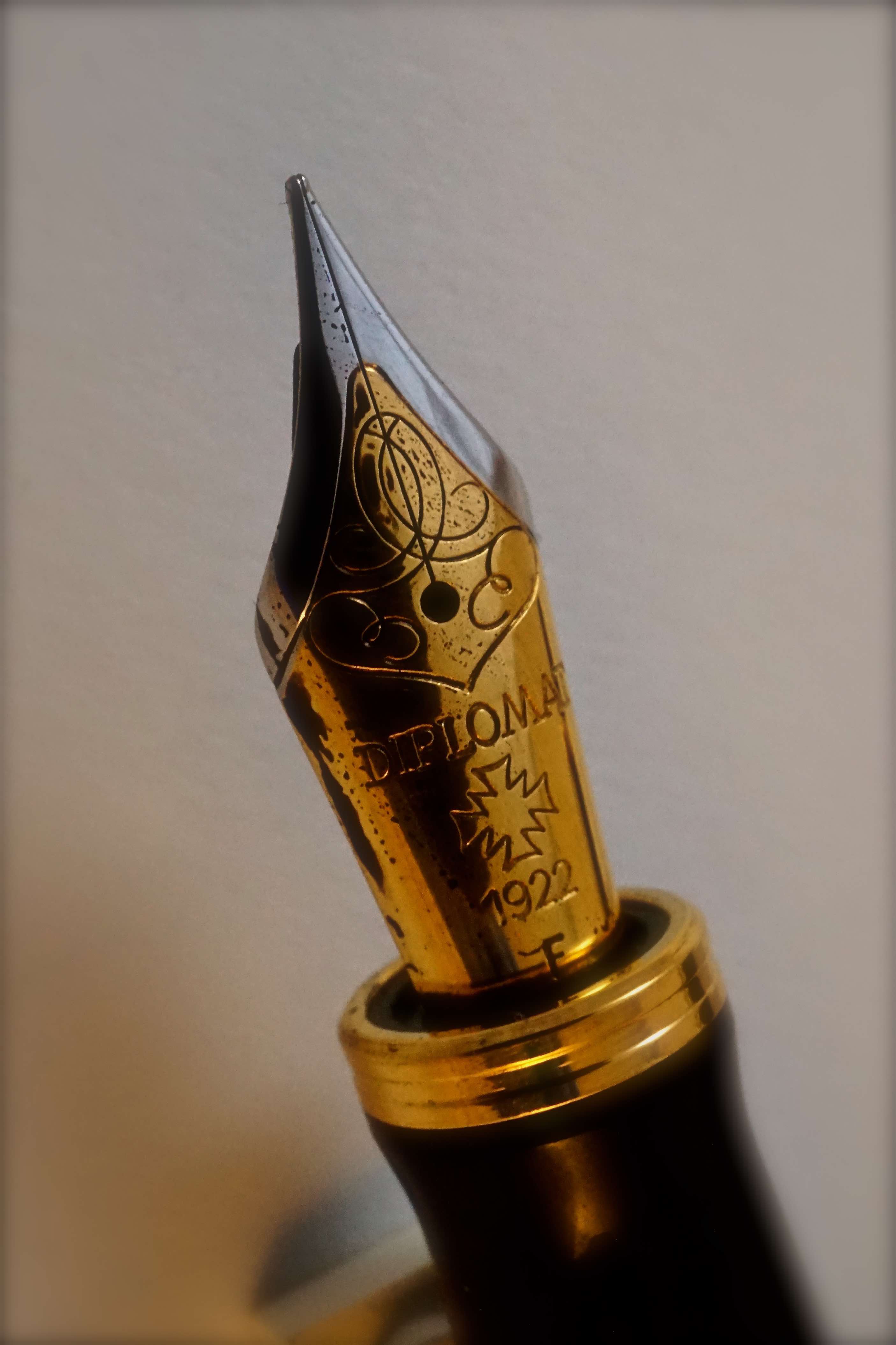 Diplomat CC No.12.jpg
