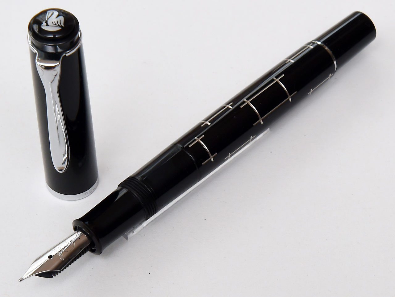 Pelikan-M215_0012.jpg