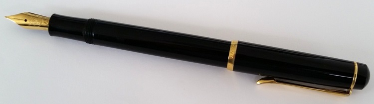 Pelikan_M150_002.jpg