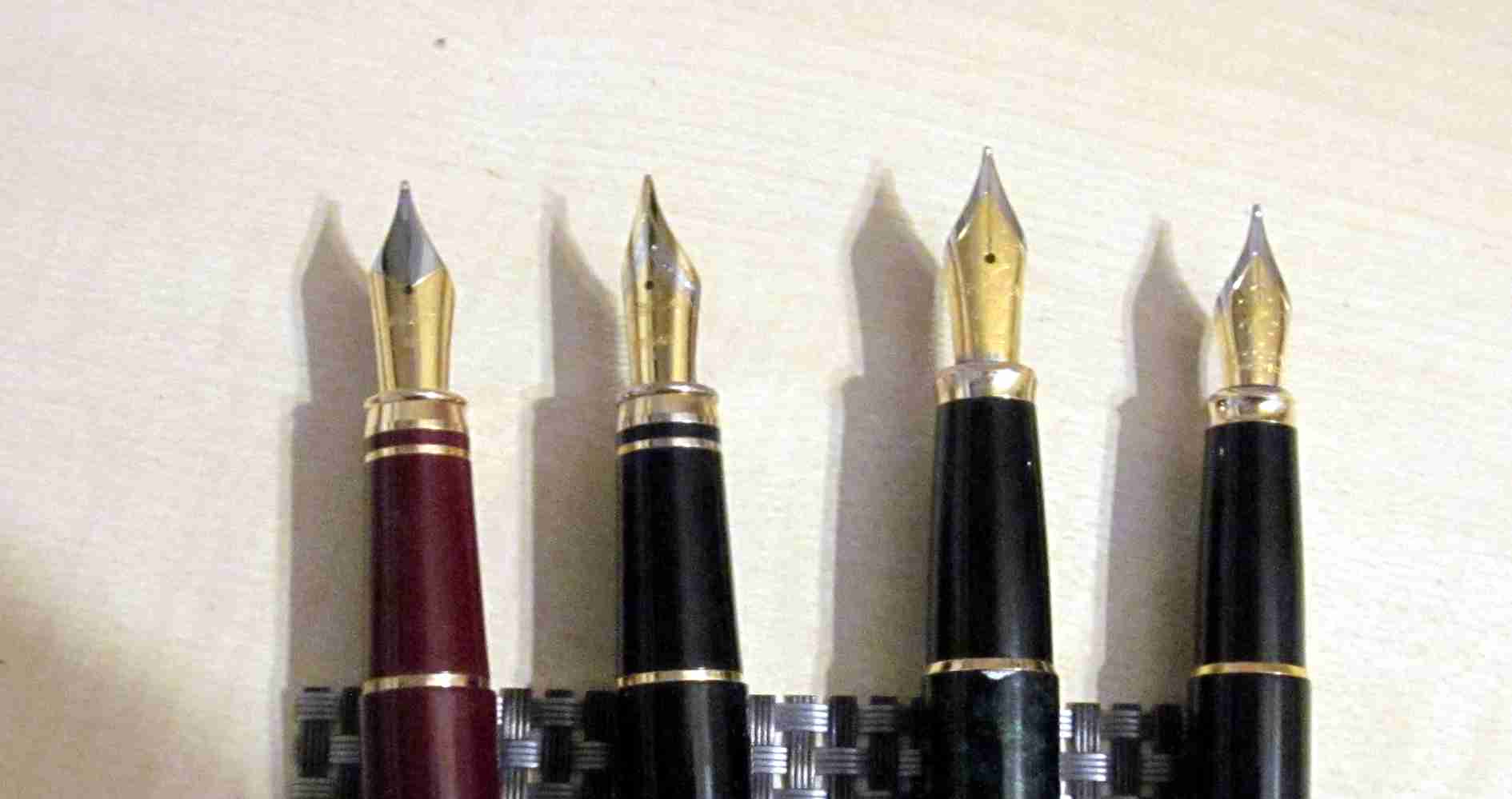 Diplomat_Classic_Nibs.JPG