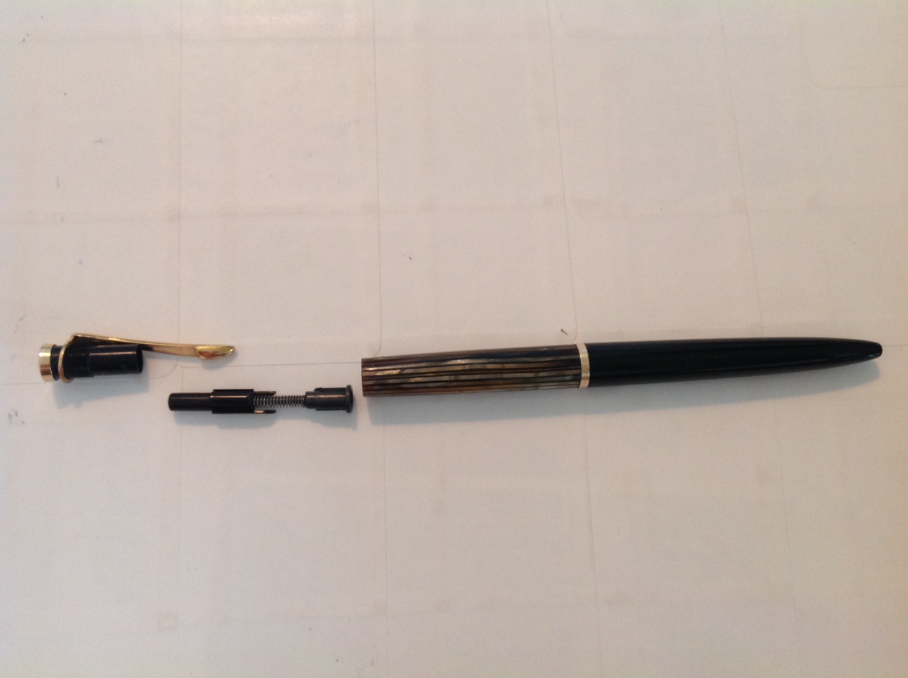 Pelikan KS455 Schildpatt - zerlegt