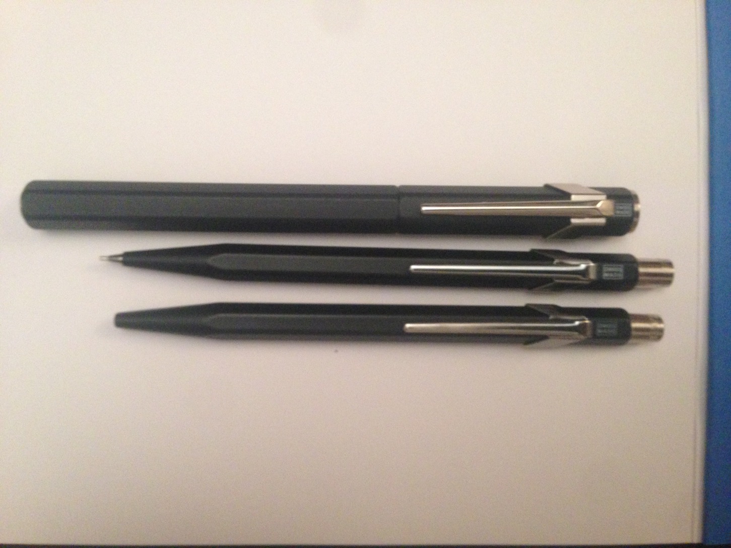 Eine kleine 849er Familie in Schwarz