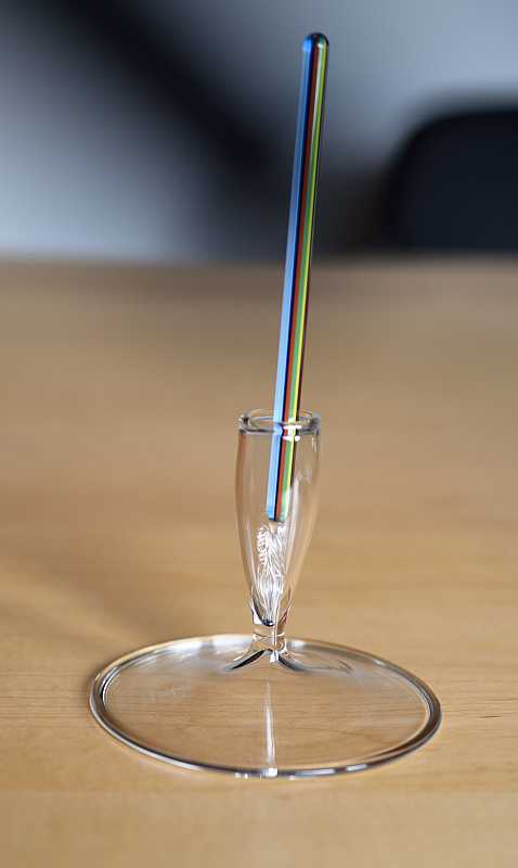 Glashalter mit Glasfeder-6466-klein.jpg