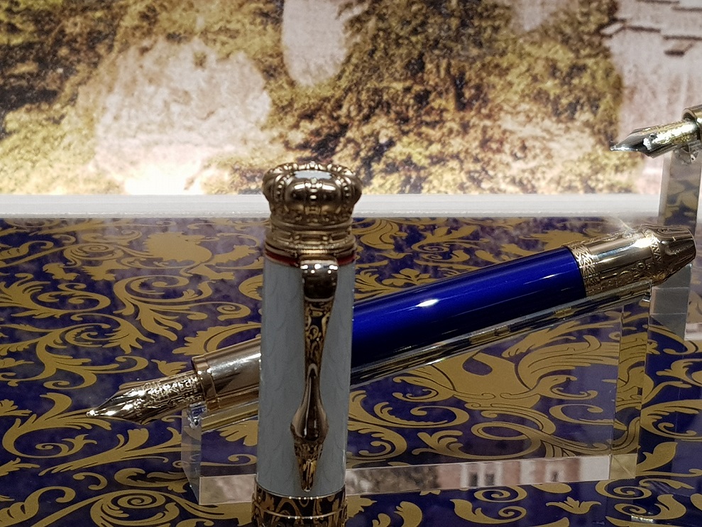 Montblanc Swan King oder unser Kini 02.jpg