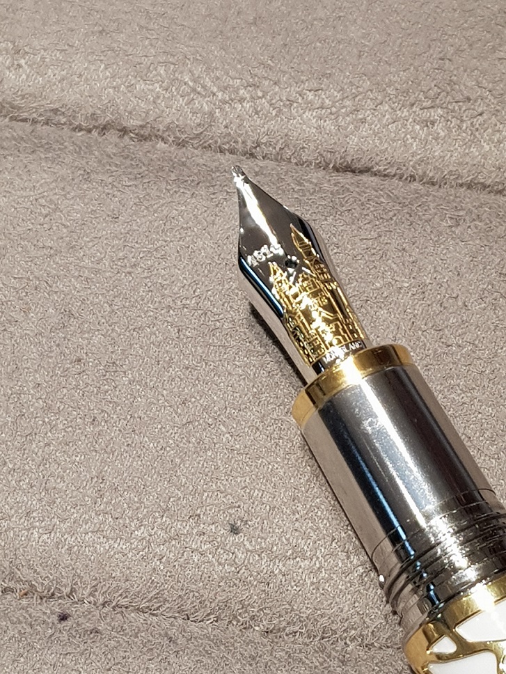 Montblanc Swan King oder unser Kini 03.jpg
