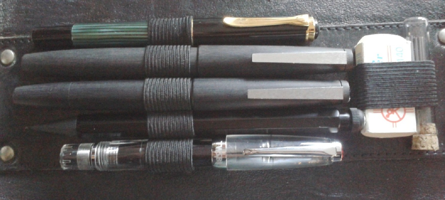 Etui 3.jpg