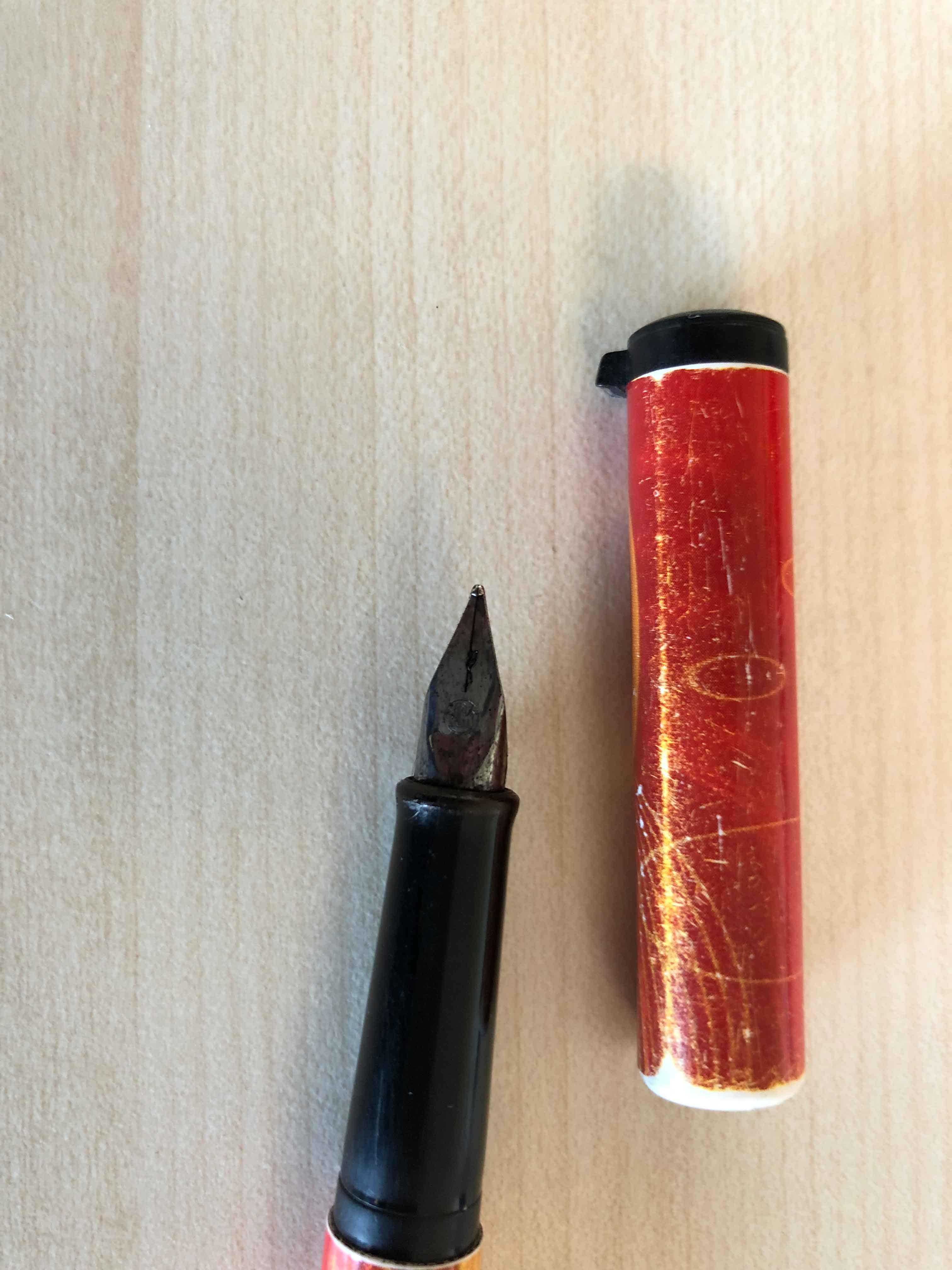 Pelikan-klein.jpg