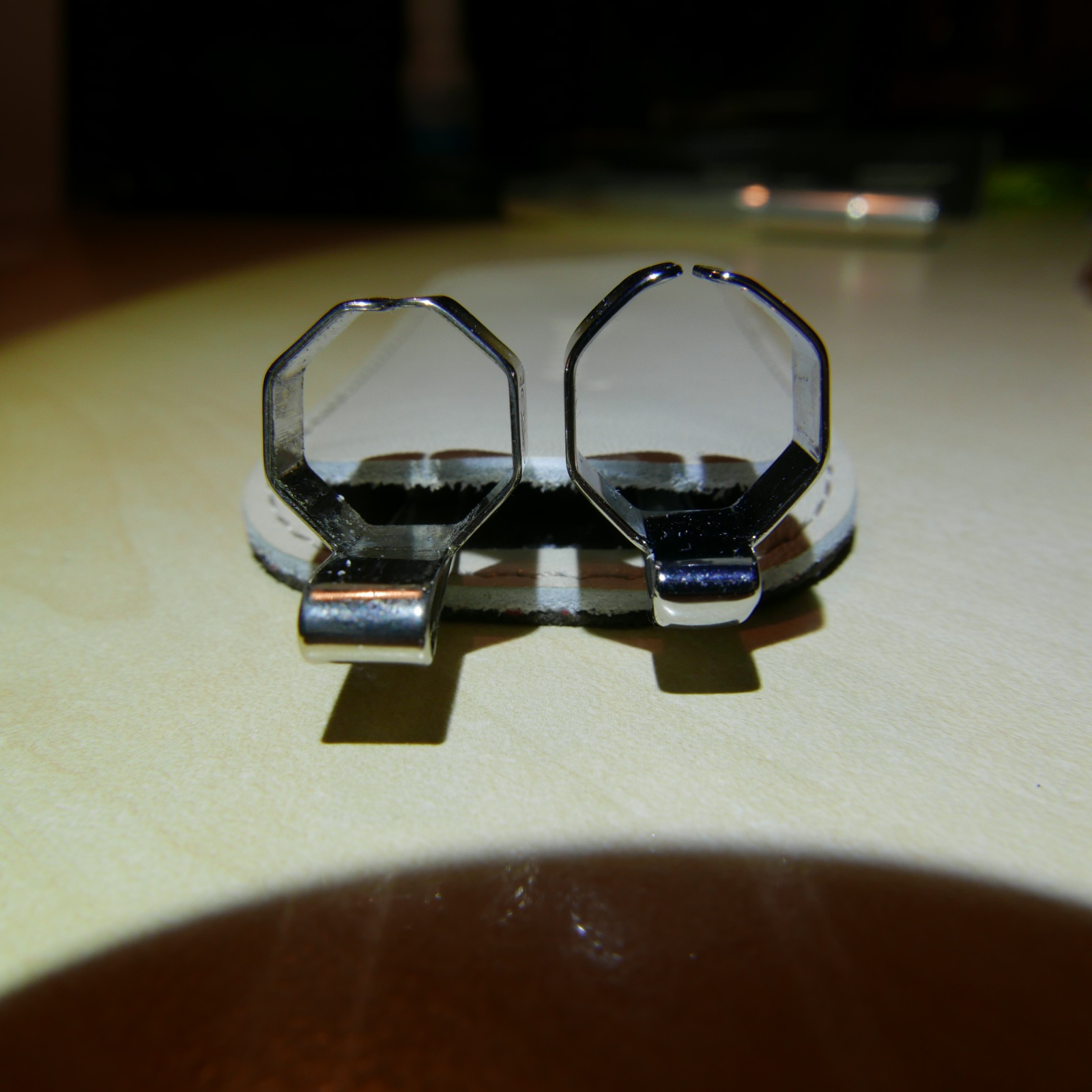 Die Unterschiede....links alter Clip rechts neuer Clip