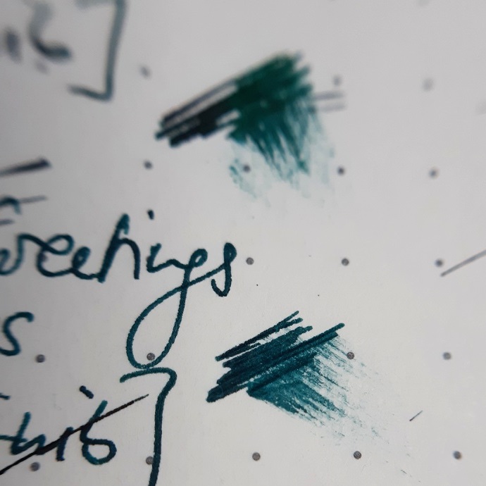 2019 12 18 Diamine Inkvent 18 Holly 05.jpg