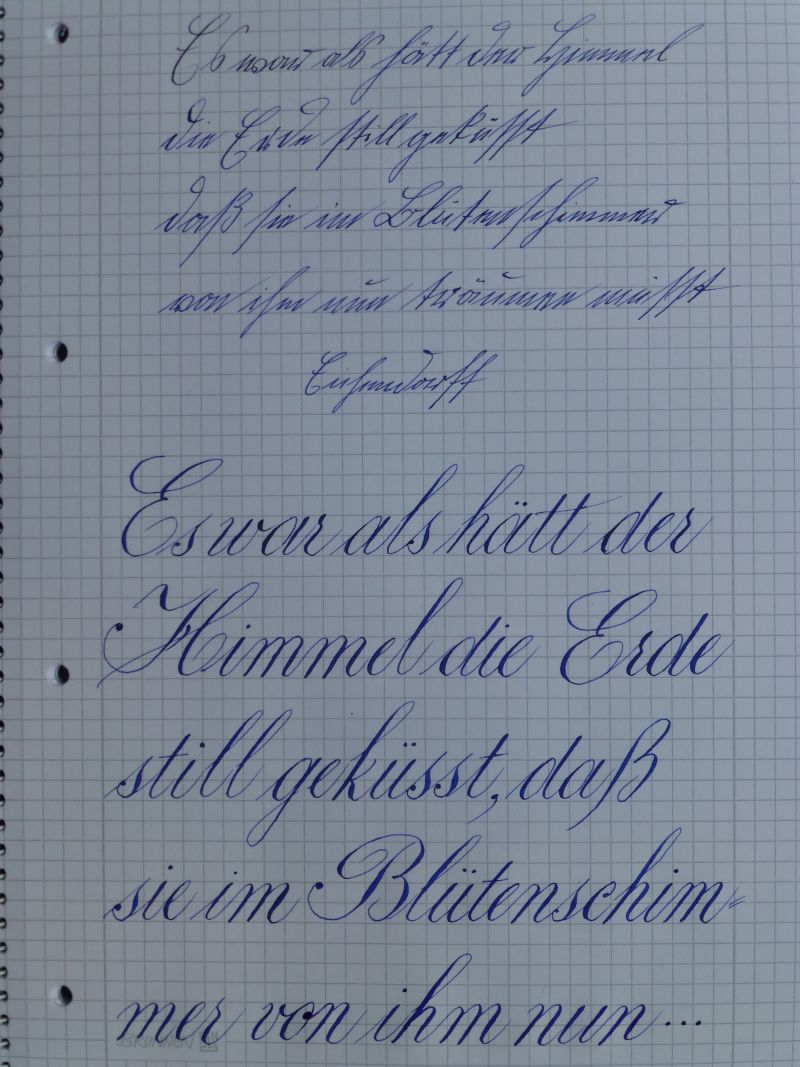 Ackerman Manga G-Feder<br />Papier Brunnen Student 90g<br />Tinte Pelikan 4001 Königsblau