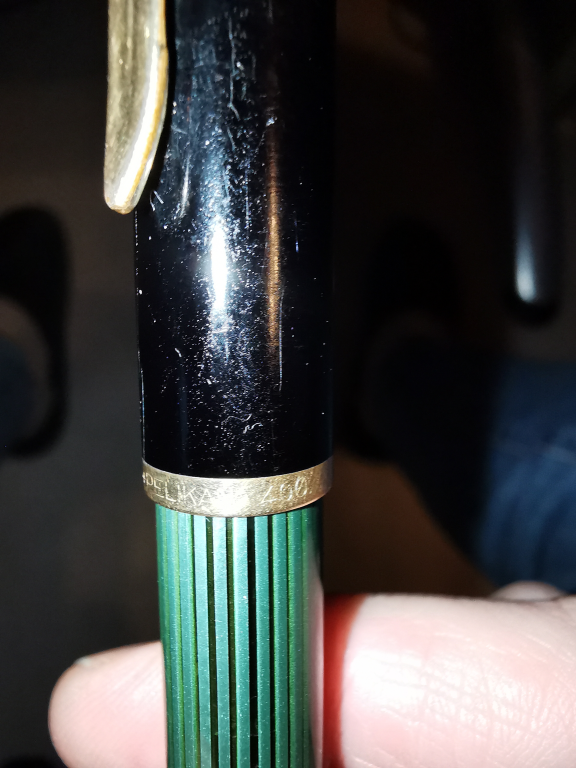 Pelikan 400 Kappe (Mittel).png