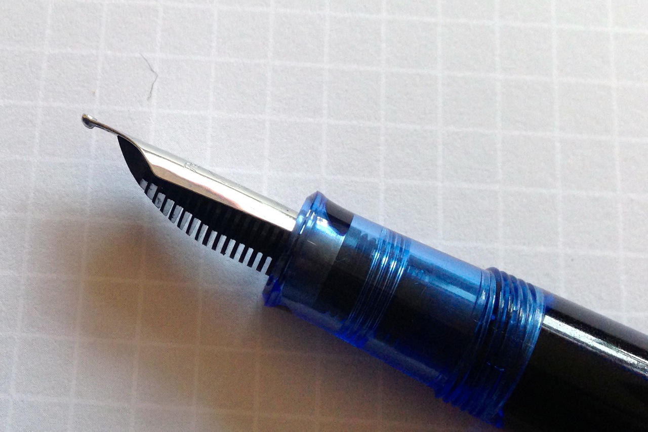 Italic-Feder von Pelikan, Profil
