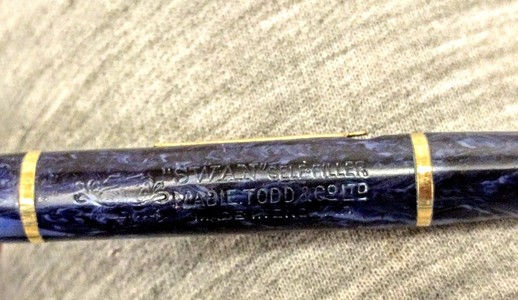 Lapisblau und Gold - eine klasse Kombination