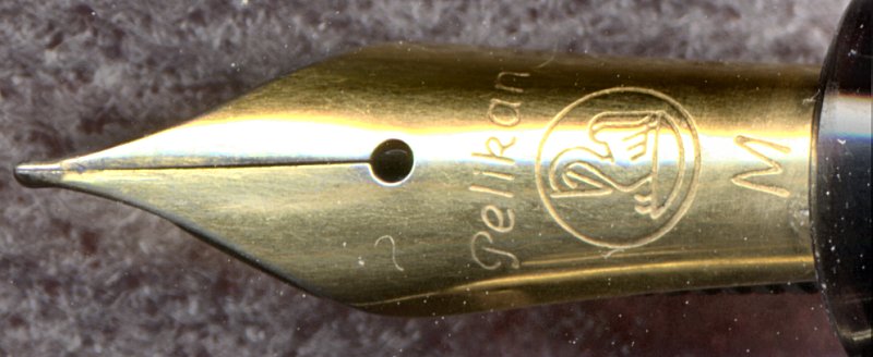Pelikan defekt 02 Feder q85.jpg
