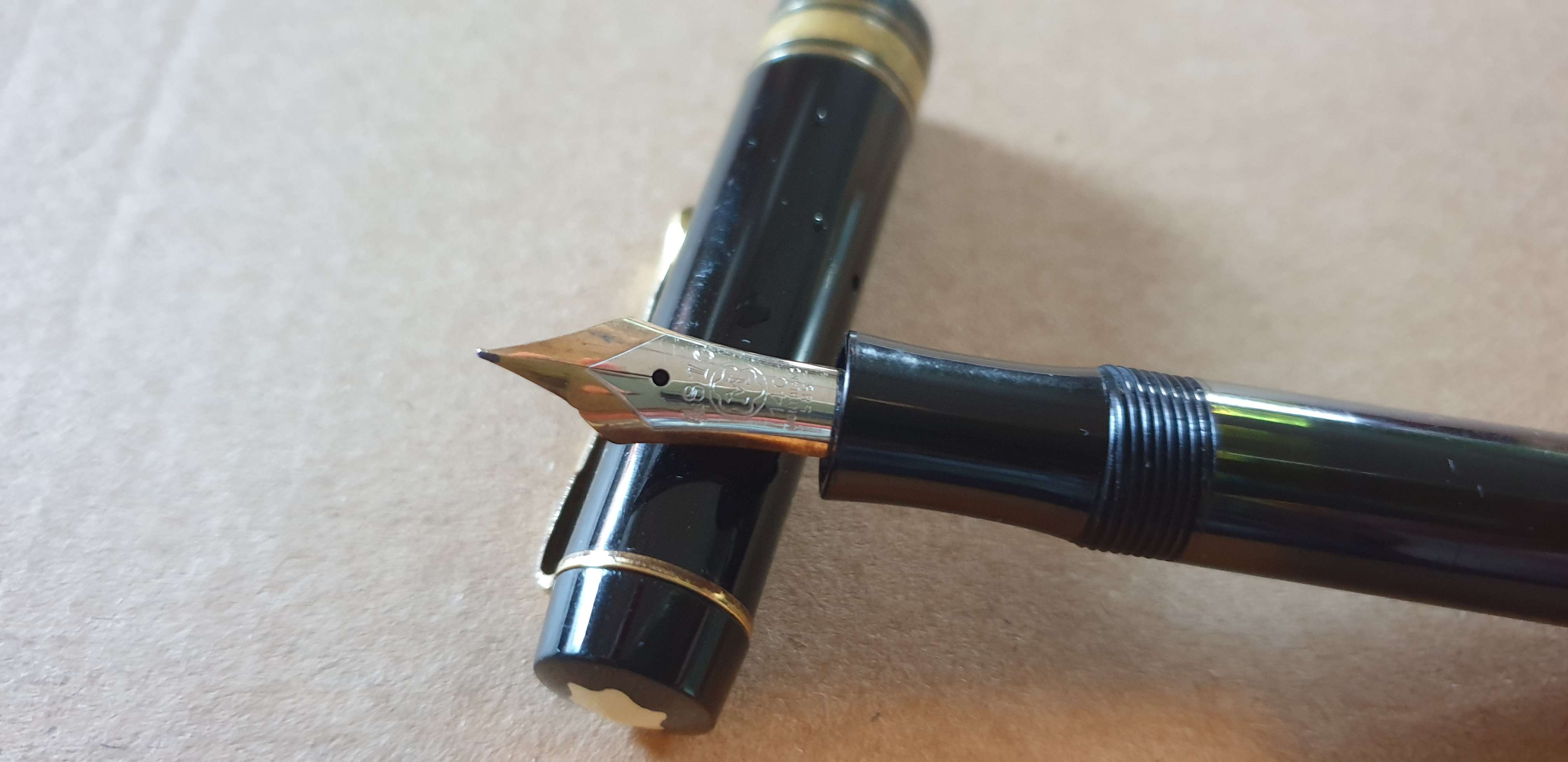 Unbekannter MB 4