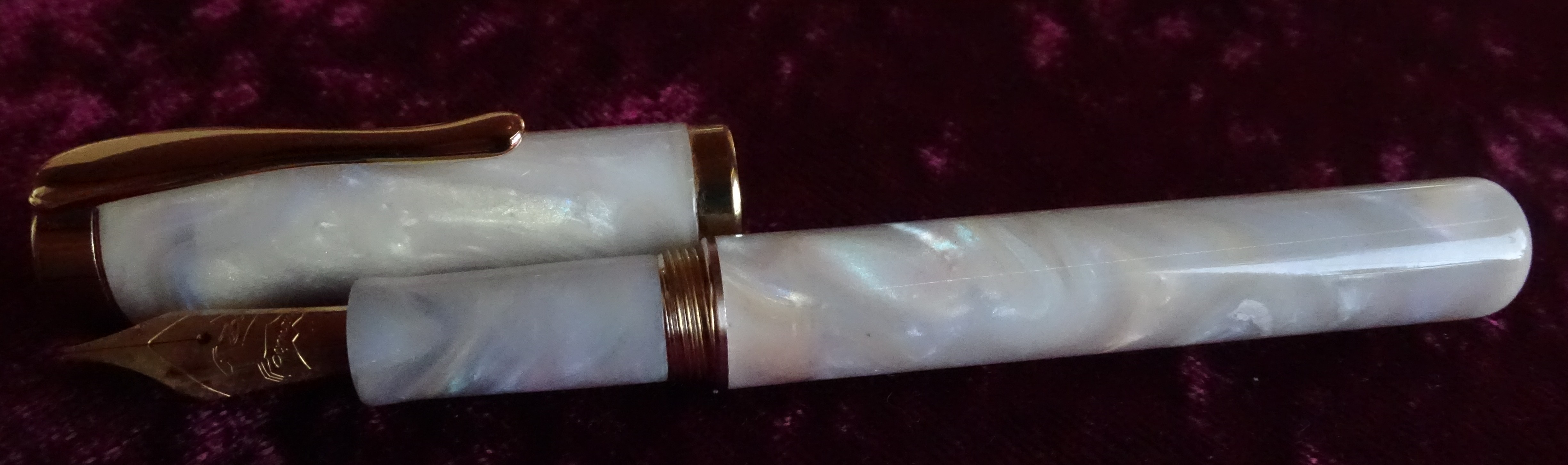 Saarpen Opal 03.jpg