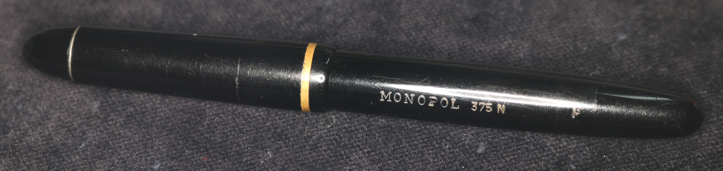 monopol375b.jpg