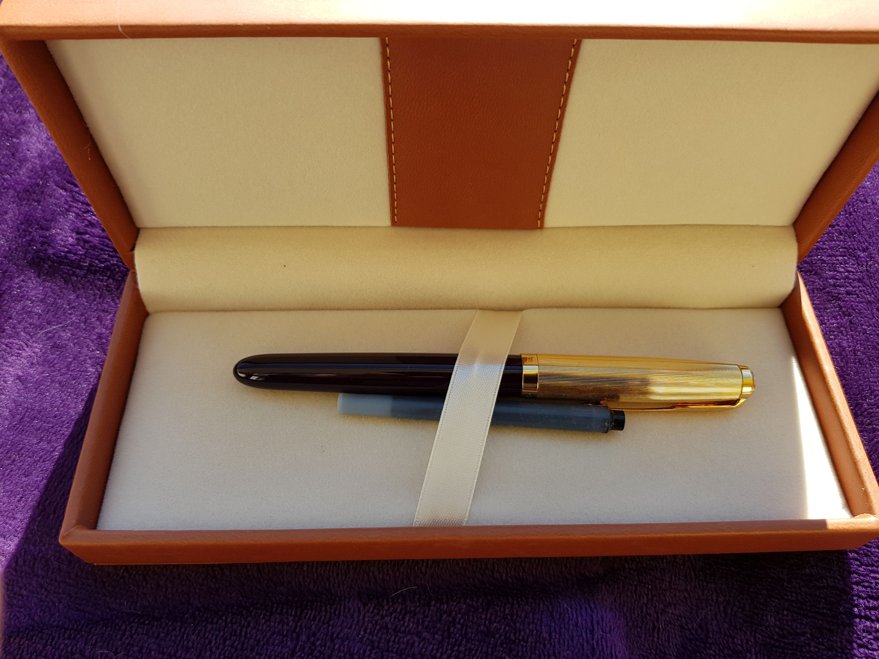 Parker 51 in Box.jpg