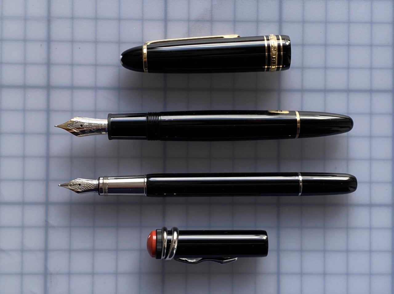 Vergleich: Moonman F9 und Montblanc 146