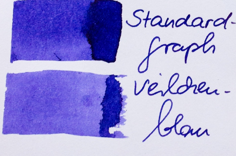 Datei:Standardgraph Veilchenblau.jpg